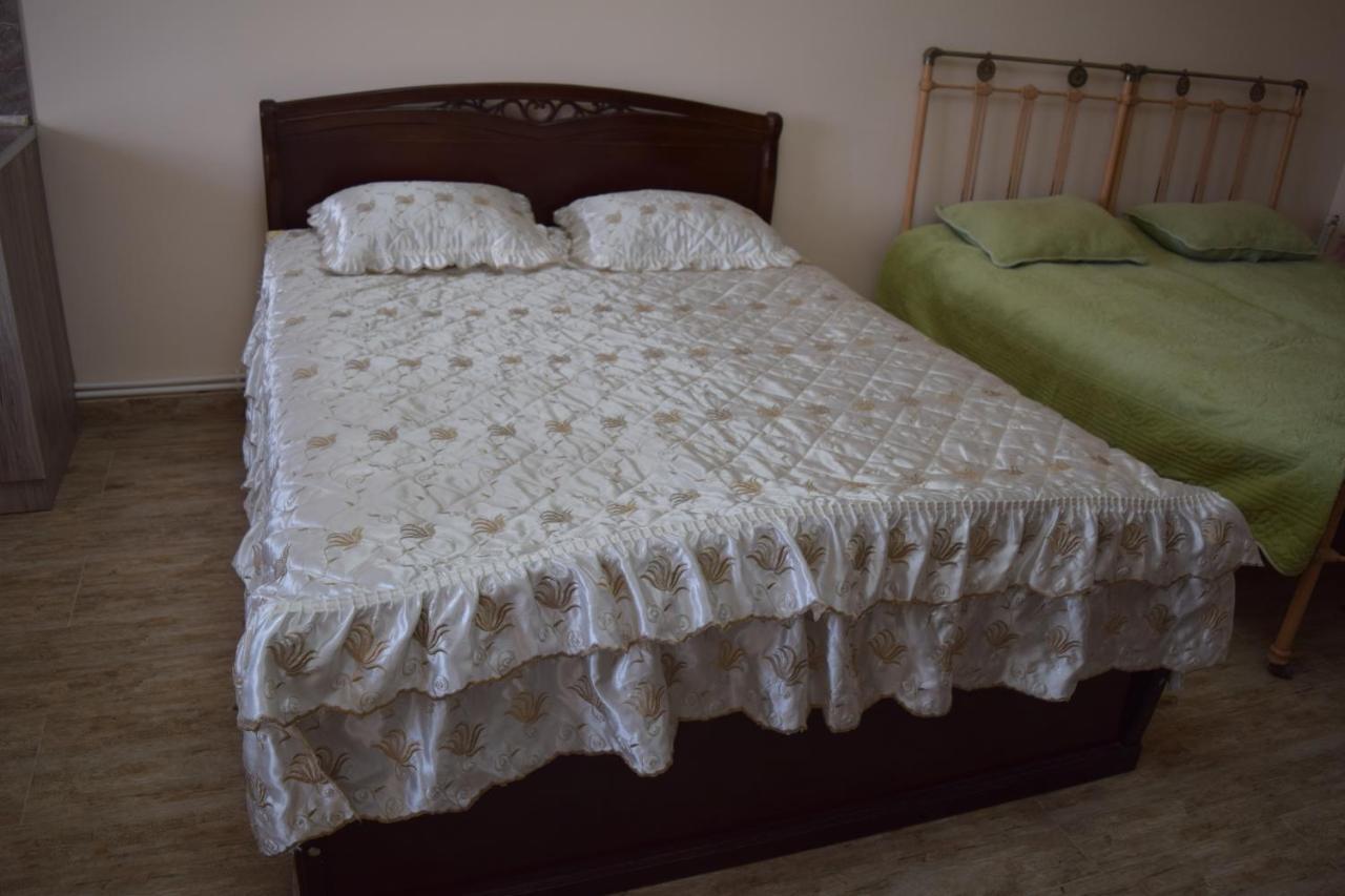 Home Garni Exterior foto